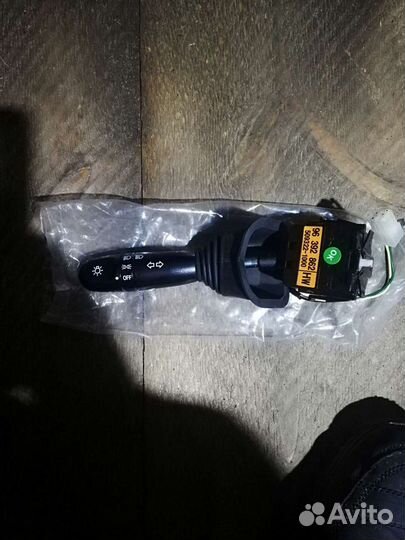 Продам на шевроле лачетти Оригинальный подрулевой