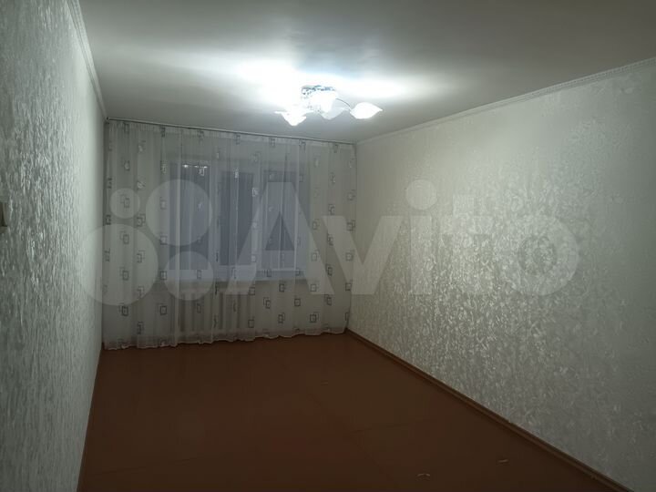 2-к. квартира, 54 м², 2/2 эт.