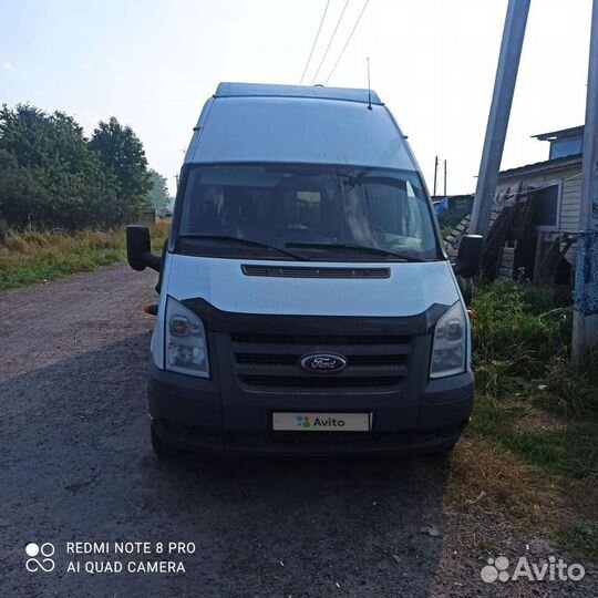 Ford Transit микроавтобус, 2011