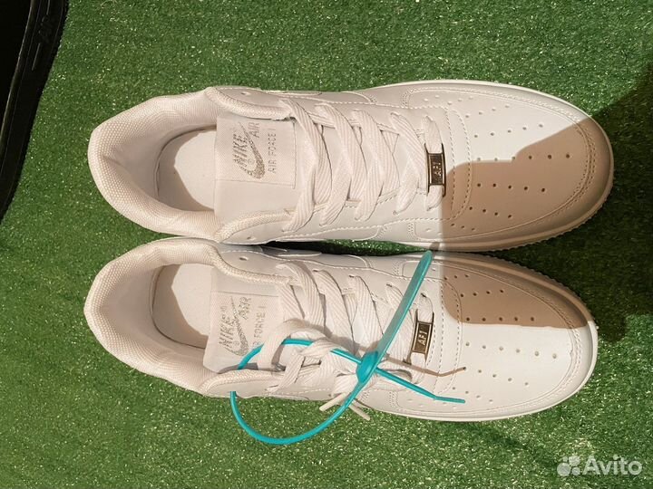 Кроссовки nike air force 1 белые