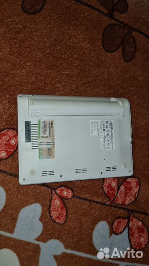 Ноутбук маленький Asus б.у. рабочий