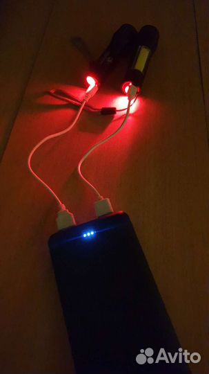 Фонарик светодиодный аккумуляторный