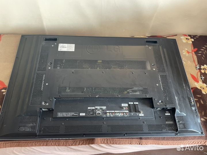 Телевизор LG 42PC1R