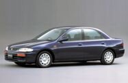 Mazda Familia BH (1994—1999) Хетчбэк