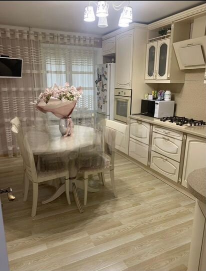 3-к. квартира, 72 м², 1/5 эт.