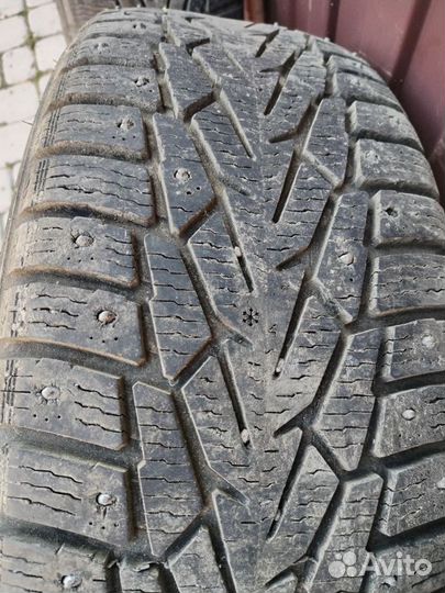 Nokian Tyres Nordman 7 SUV 215/65 R16 102