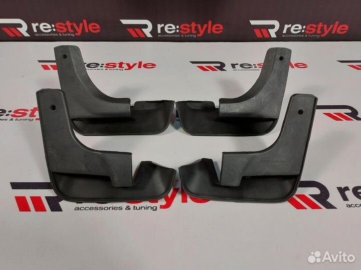 Брызговики Toyota Premio 260 Черные N2041