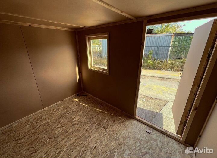 Бытовка деревянная 2.4 х 6