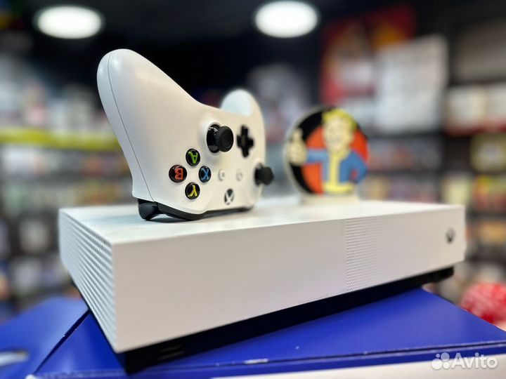 Xbox One S 500GB (Б/У)