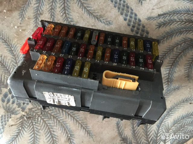 Блок предохранителей Samand Саманд Иран 1.8