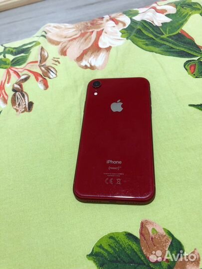 Телефон iPhone хр 128 гб