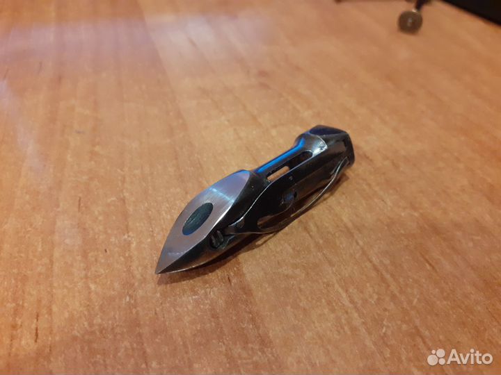 Челнок-пуля для швейной машинки