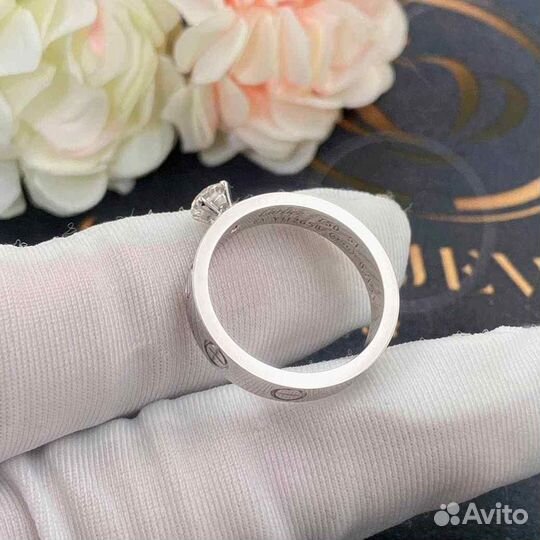 Cartier Love Solitaire кольцо, белое золото