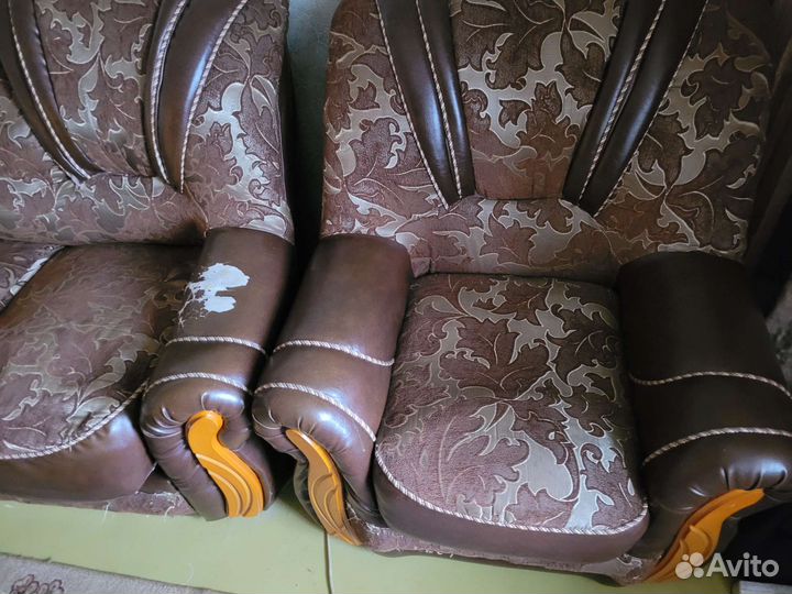 Диван и 2 кресла