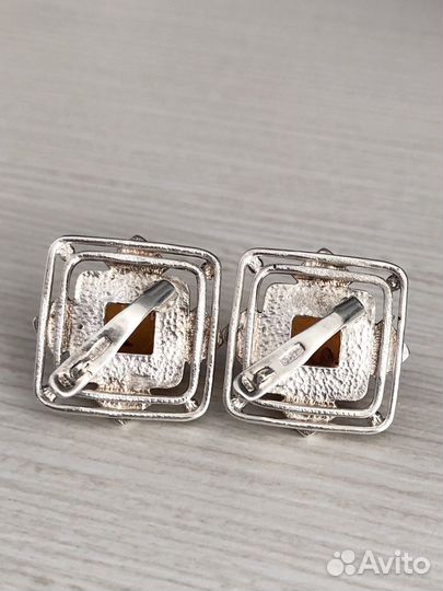 Серьги серебрянные с янтарем 925