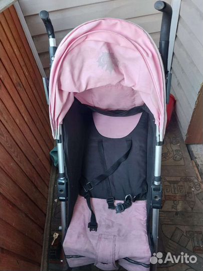 Прогулочная коляска