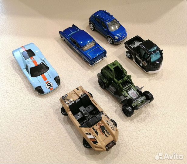 Машинки модельки hot wheels matchbox