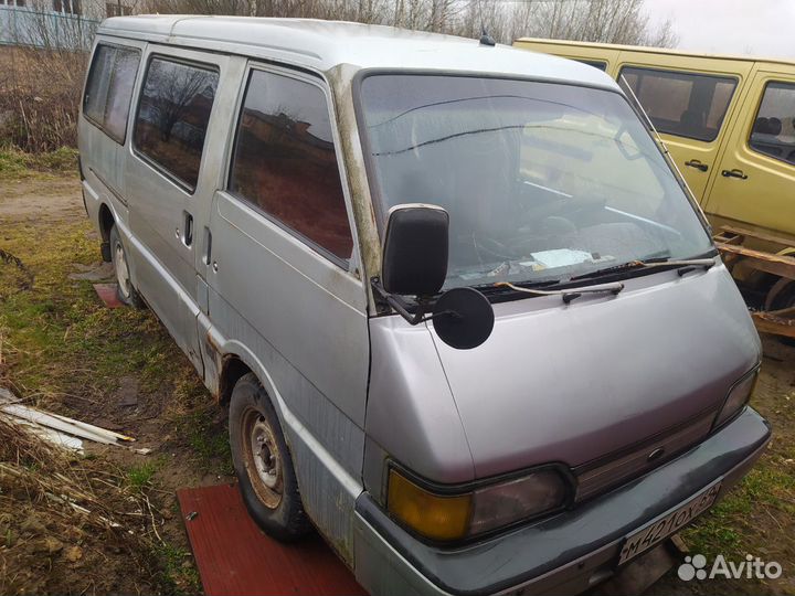 Кузов Киа Беста по частям