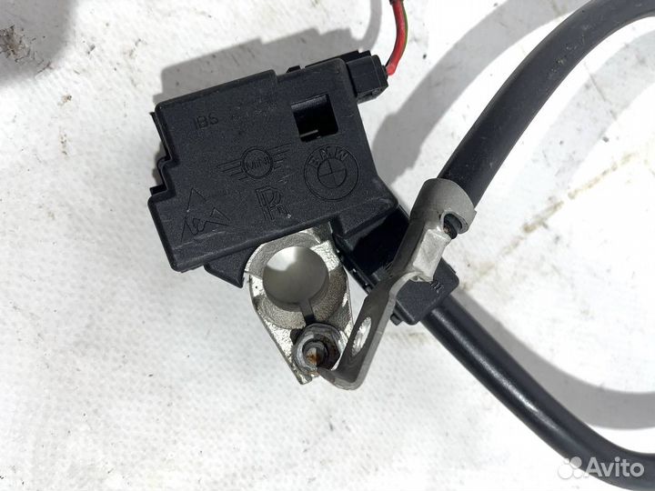 Минусовая клемма BMW 5 F10 F11