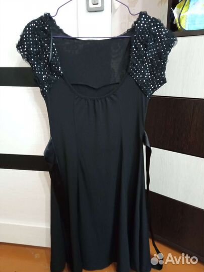 Нарядное платье