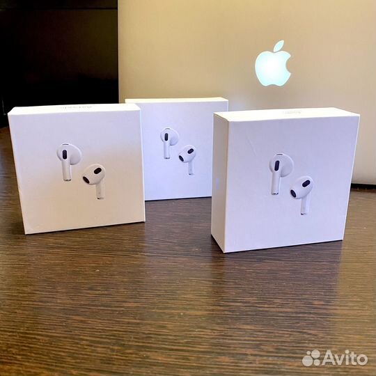 Airpods 3 c MagSafe кейсом