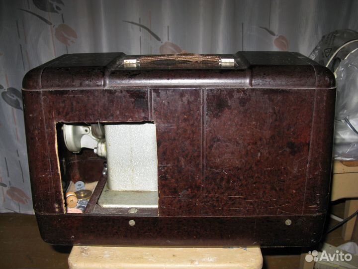 Швейная машинка Подольск М 100 Ручная Электро