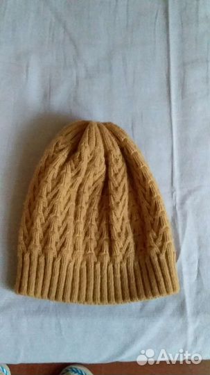 Шапка женская вязаная