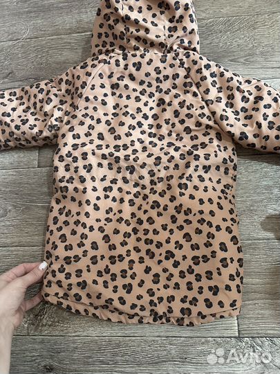 Леопардовая весенняя куртка для девочки