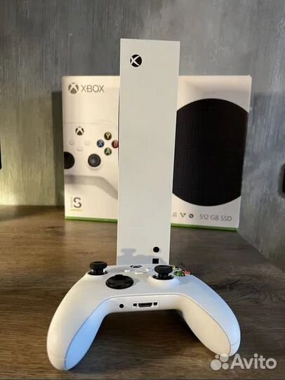 Игровая приставка Xbox series S (японка)