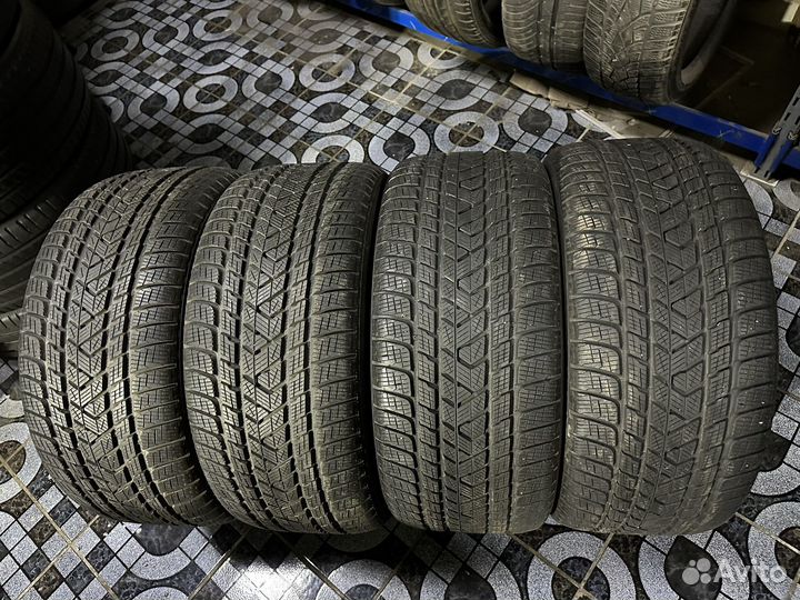 Pirelli Scorpion Winter 285/40 R20