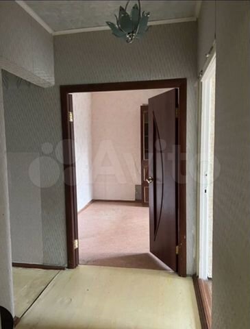 4-к. квартира, 73 м², 2/5 эт.