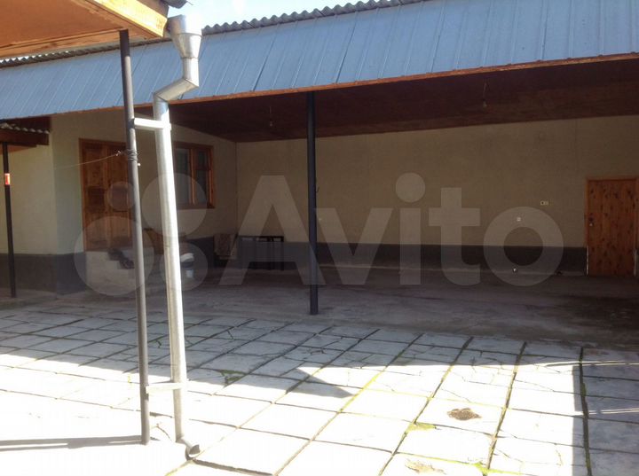 Дом 165 м² на участке 8 сот.