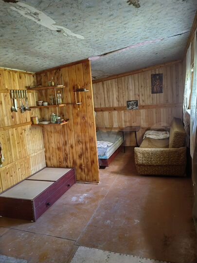 Дача 20 м² на участке 10 сот.