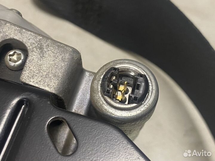 Ремень передний правый Mitsubishi Lancer 9