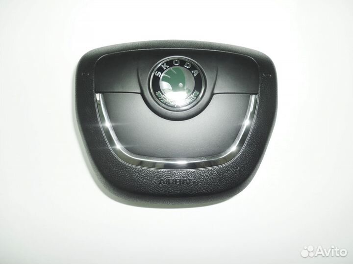 Крышка (заглушка) airbag в руль Skoda Octavia A5