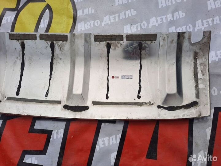 Накладка переднего бампера Land Rover Discovery 16