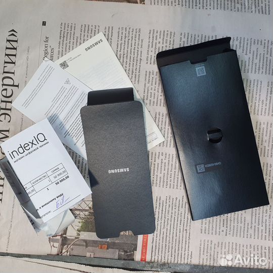 Коробка от samsung S10 S20