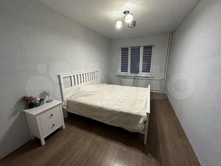 3-к. квартира, 85 м², 1/3 эт.