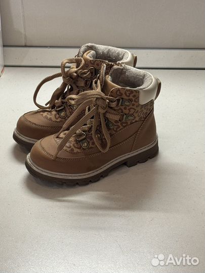 Ботинки для девочки