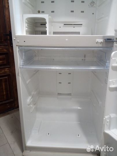 Холодильник Sharp SJ-48H-BE