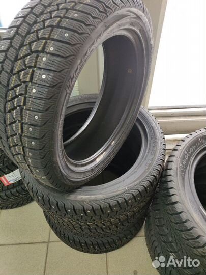 Viatti Brina Nordico V-522 205/50 R17 91T