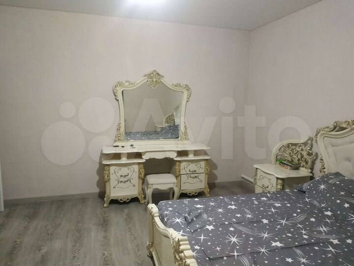 2-к. квартира, 70 м², 2/2 эт.