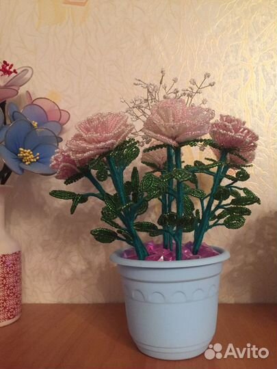 Цветы из бисера