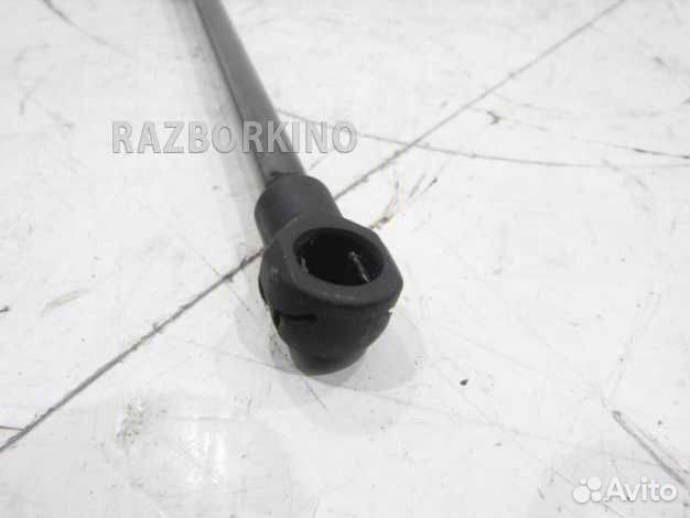 Амортизатор двери багажника