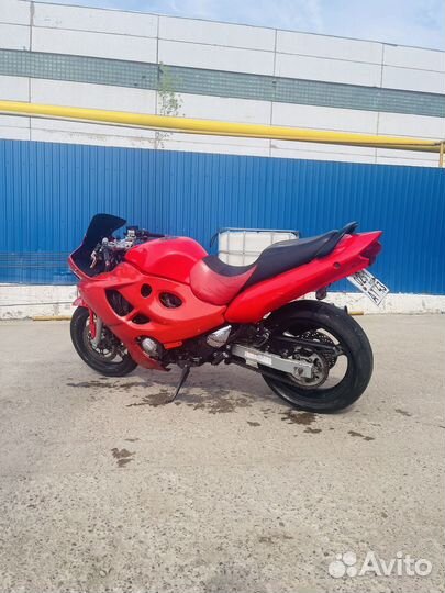 Suzuki gsx600f katana