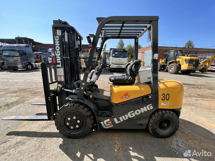 Вилочный погрузчик LiuGong CPCD30, 2023