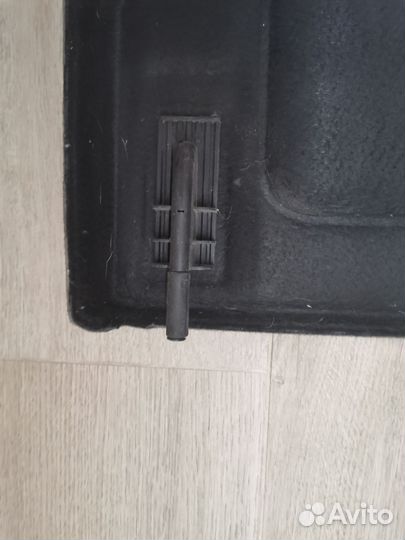 Полка багажника задняя Форд Фокус 2 хетчбэк