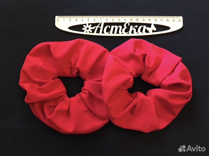 Резинка для волос новые разные