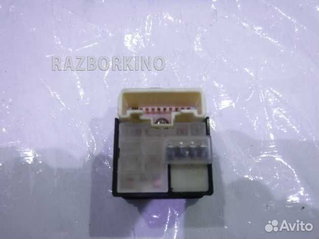 Кнопка регулировки зеркала MN179217