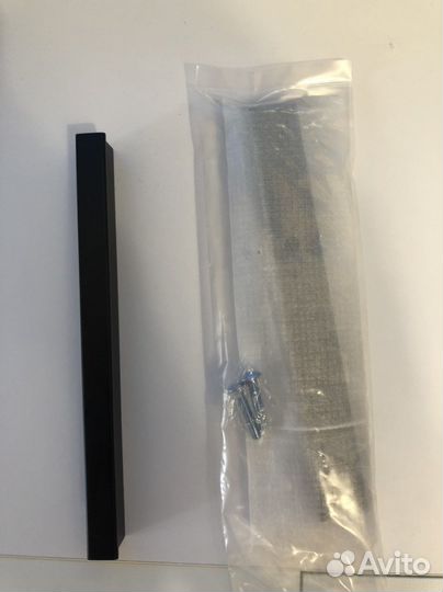 Мебельные ручки черные